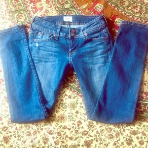Hudson “Ginnie” skinny jeans 24